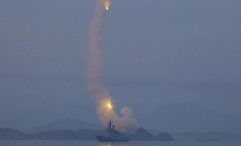 КНДР запустила крылатые ракеты с эсминца «Чвэ Хён»
