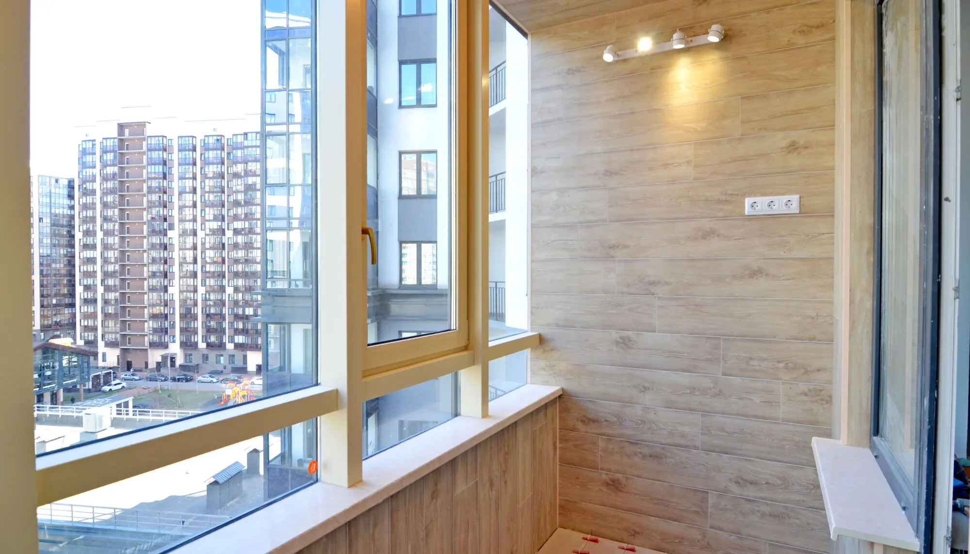 Ищем "золотую середину": как спланировать бюджет на теплый балкон с помощью калькулятора